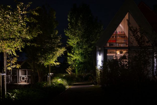 projecten buitenverlichting tuinlichtplan tuinverlichtingsplan buitenverlichting tuinarchitectuur rainforestlighting tuinverlichting regenwoud